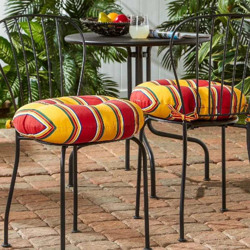 Elminton 18-inch Round Outdoor Stripe Bistro Chair Cushion (Set of 2) by Havenside Home - 18w x 18l